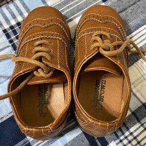 Buster brown dress shoes